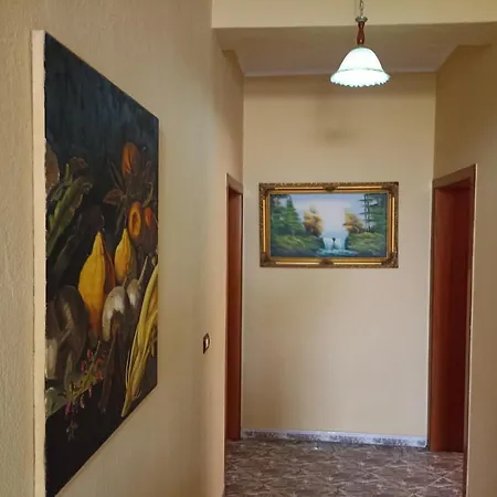 Osmani בית כפרי דורס