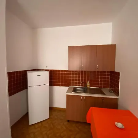 Osmani Venkovský dům *