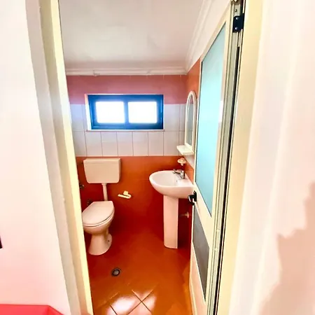 Osmani Venkovský dům *