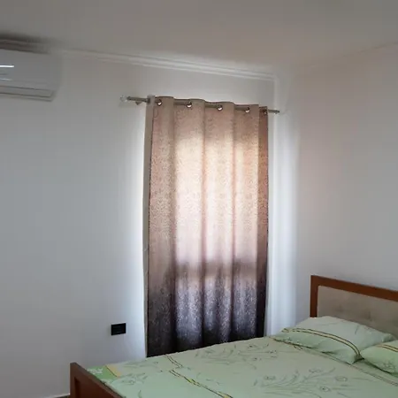 Osmani Country house
