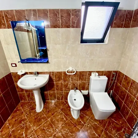 Osmani カントリーハウス ドゥラス