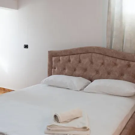 Osmani カントリーハウス *