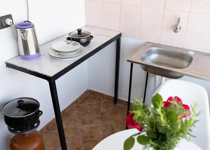 Osmani Kır Evi Dıraç